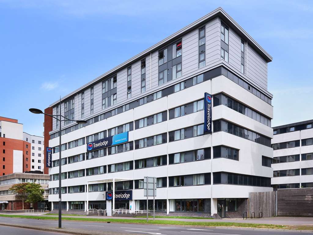Travelodge Swindon Central Екстер'єр фото